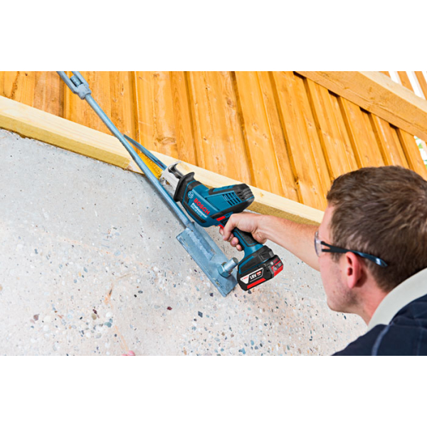 Акумуляторна ножівка Bosch GSA 18 V-LI C Professional Solo, каркас, в L-BOXX 136
