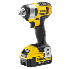 Аккумуляторный гайковерт DeWalt DCF880M2, 2x4.0 Ah, з/у, кейс
