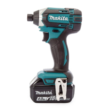 Акумуляторний гайковерт Makita DTD152RME, 2x4.0 Ah, з/п DC18RC, в кейсі