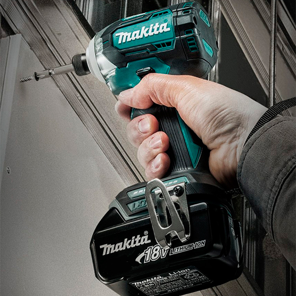 Аккумуляторный гайковерт Makita DTD 170 RTJ, 2x5.0 Ah, з/у DC18RC, в кейсе