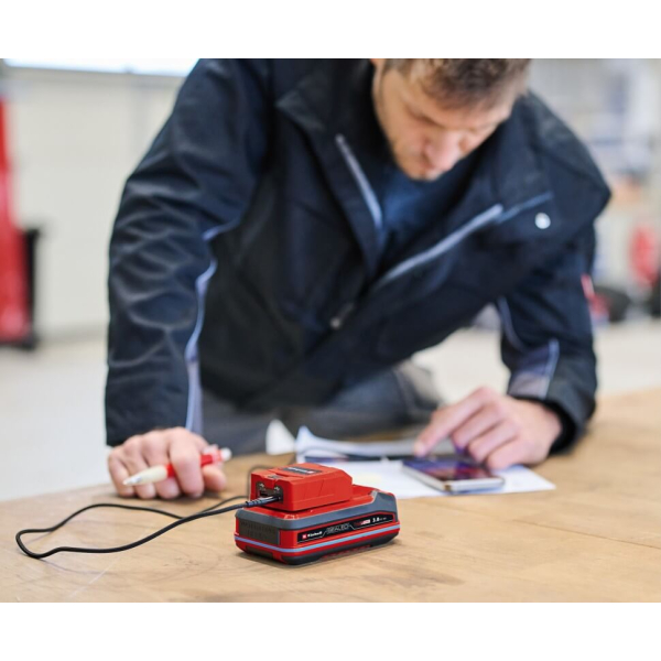 Акумуляторний адаптер для зарядки USB-пристроїв Einhell TC-CP 18 Li USB A/C
