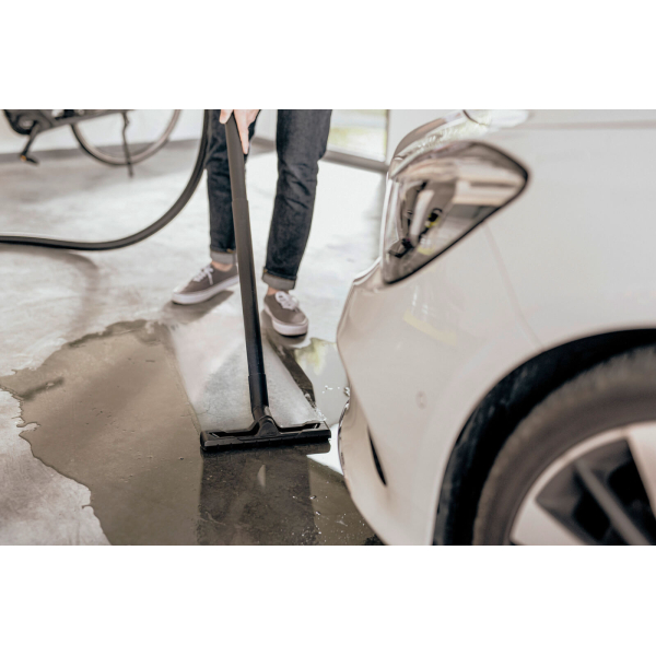 Господарський пилосос Karcher WD 4 V-20/5/22
