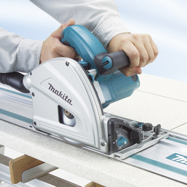 Погружная дисковая пила Makita SP 6000