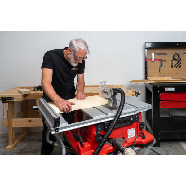 Циркулярна пила Holzmann TK 255