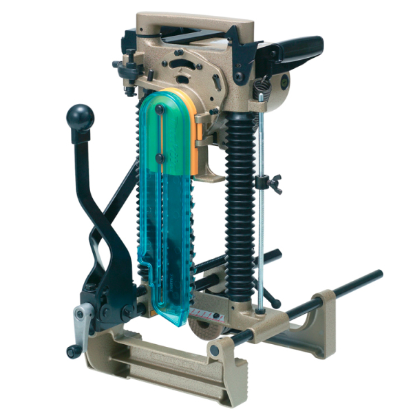 Пазорез Makita 7104 L
