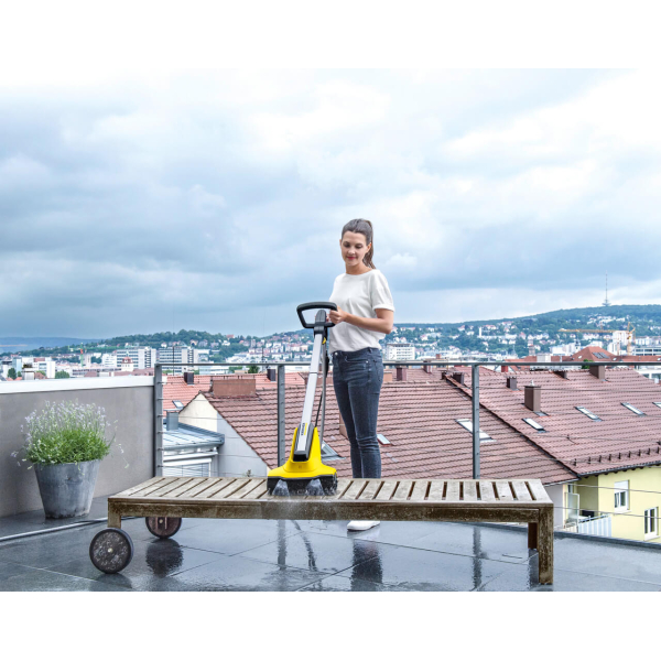 Апарат для чищення терас Karcher PCL 4 patio cleaner
