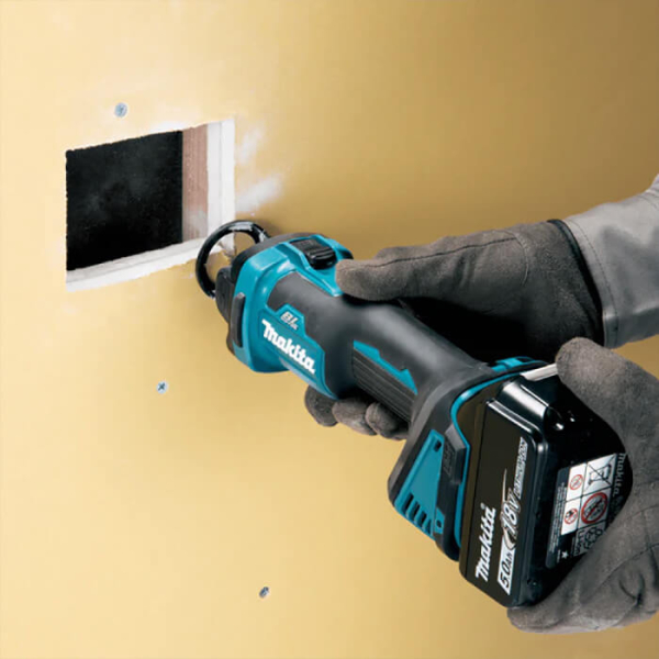 Акумуляторний фрезер по гіпсокартону Makita DCO181Z, каркас