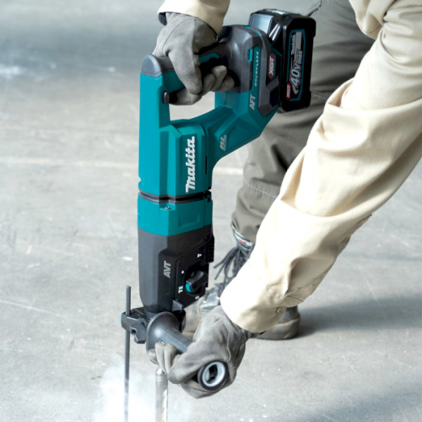 Аккумуляторный перфоратор Makita 40V MAX XGТ, каркас