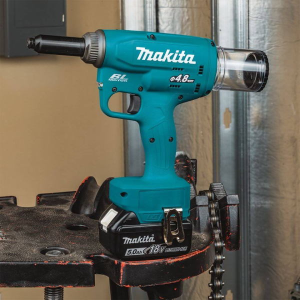Акумуляторний заклепувальний пістолет Makita DRV150Z, каркас