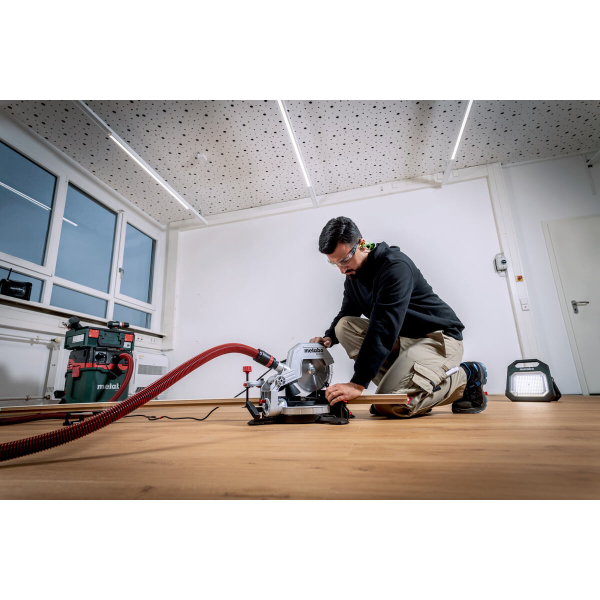 Торцювальна пила Metabo KS 216 M Set