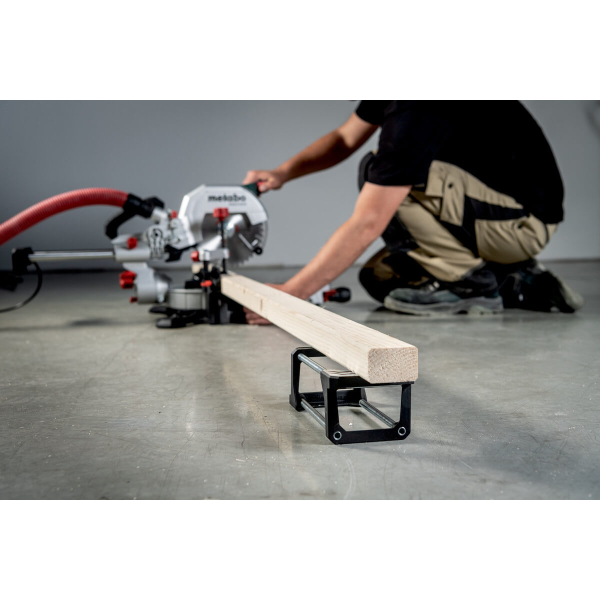 Торцовочная пила Metabo KGS 305 M с платформою KSU 251