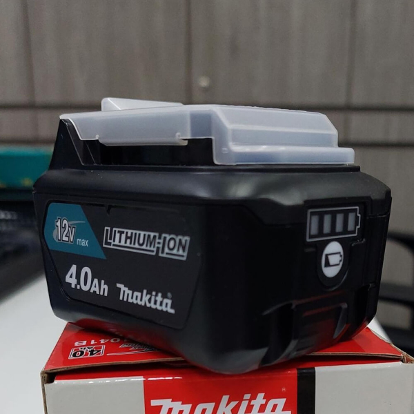Кришка акумулятора CXT Makita