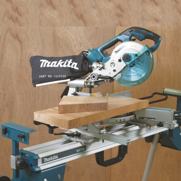 Стол для торцовочной пилы Makita DEAWST06
