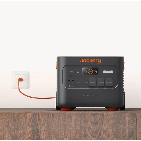 Зарядная станция Jackery Explorer 2000 Plus, 2042 Вт/час, 3000 Вт