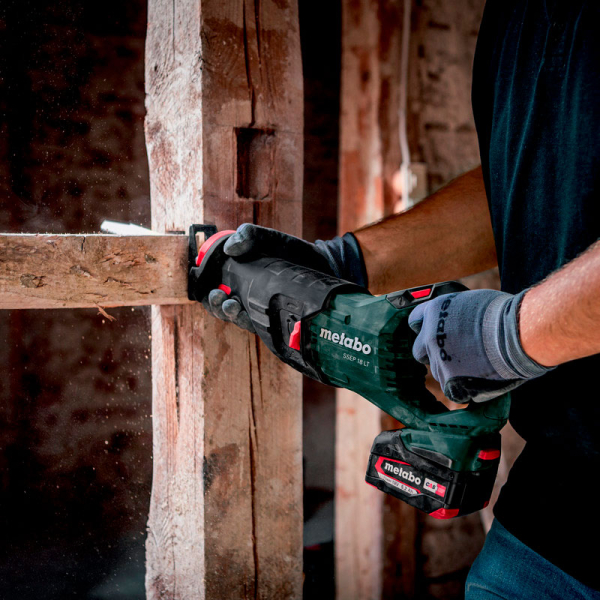 Акумуляторна шабельна пила Metabo SSEP 18 LT, каркас