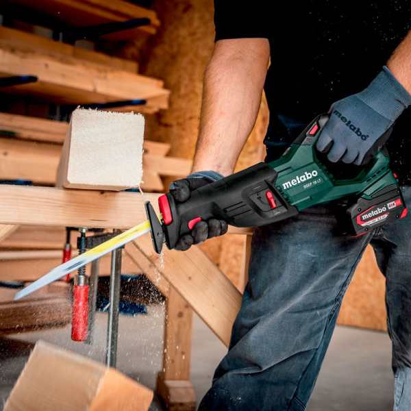 Акумуляторна шабельна пила Metabo SSEP 18 LT, каркас, в MetaBox 165 L