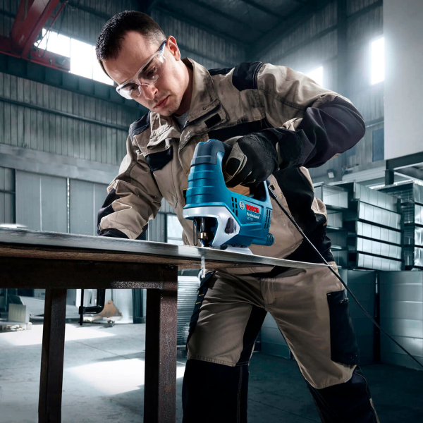 Лобзик Bosch GST 750 Professional