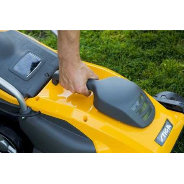 Електрична газонокосарка Stiga Combi336c