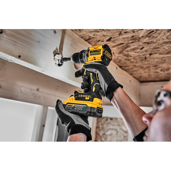 Аккумуляторный шуруповерт DeWALT DCD800H2T, 2x18 В XR Li-Ion Power Stack 5.0 Ah, з/у, кейс
