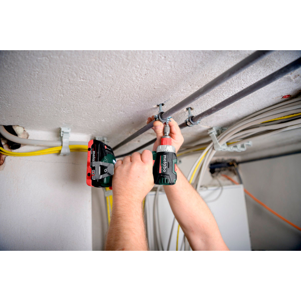 Акумуляторний шуруповерт Metabo BS 18 L BL Q, каркас