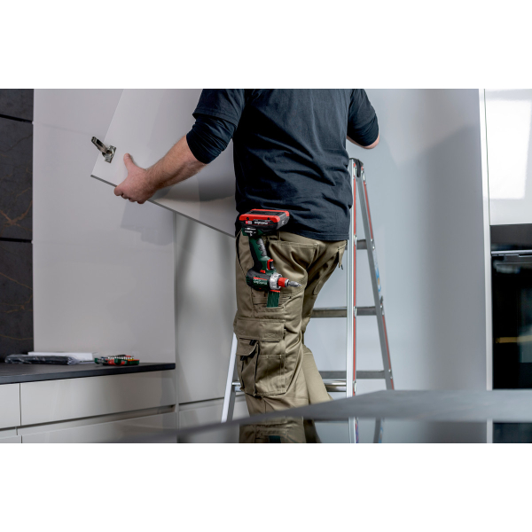 Акумуляторний шуруповерт Metabo BS 18 L BL Q, каркас