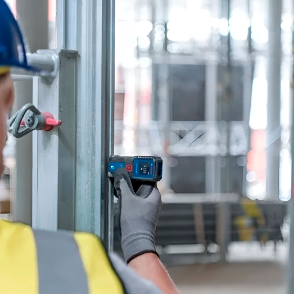 Лазерный дальномер Bosch Professional GLM 25-23