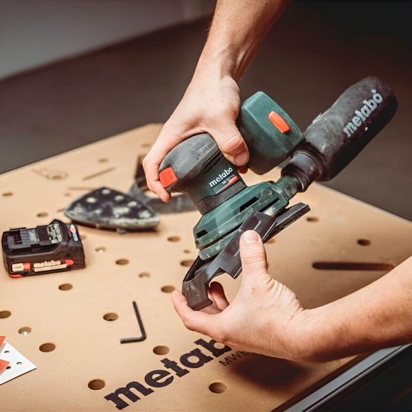 Акумуляторна мультишліфмашина Metabo SM 18 LTX BL, каркас