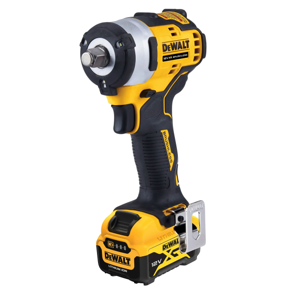 Аккумуляторный гайковерт DeWALT DCF901P2, 2x12 В Li-Ion XR 5.0 Ah, з/у, в кейсе TSTAK