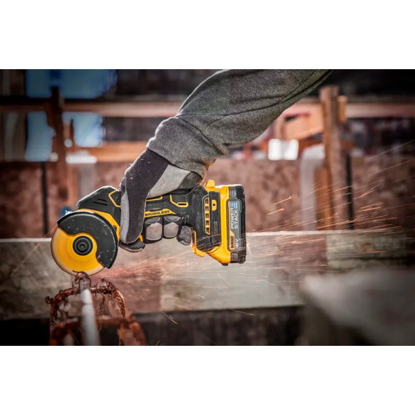 Акумуляторна дискова універсальна пила DeWALT DCS438N, каркас