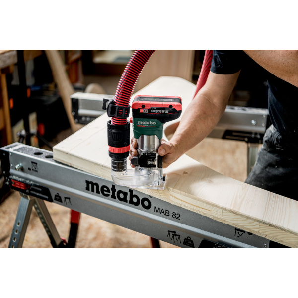Акумуляторний фрезер для обробки крайок Metabo FMV 18 LTX BL 8, 2x4.0Ah, з/п ASC 55, в metaBOX 145 L