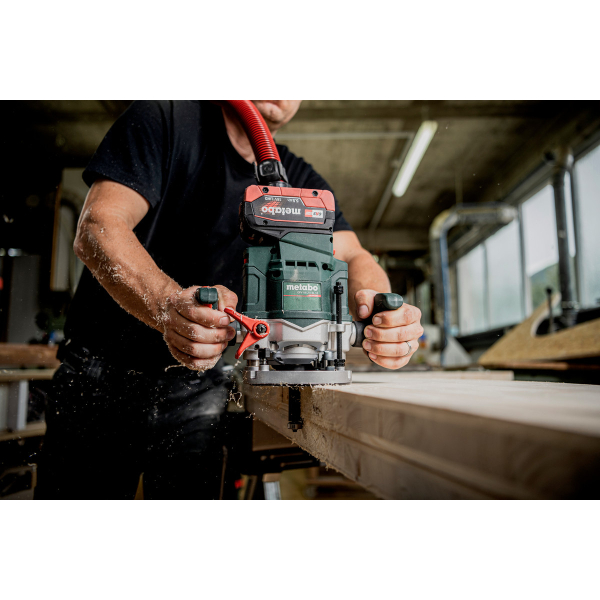 Аккумуляторный фрезер Metabo OFV 18 LTX BL 12, 2x5.5Ah, з/у ASC 145, в metaBOX 340