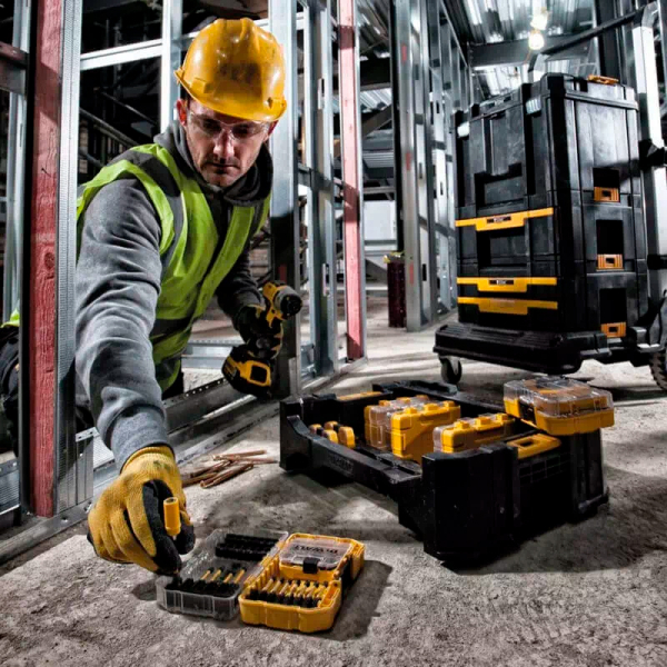 Ящик для зберігання наборів в кейсах TOUGH CASE DeWALT