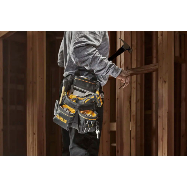 Сумка для інструментів з ременем DeWALT