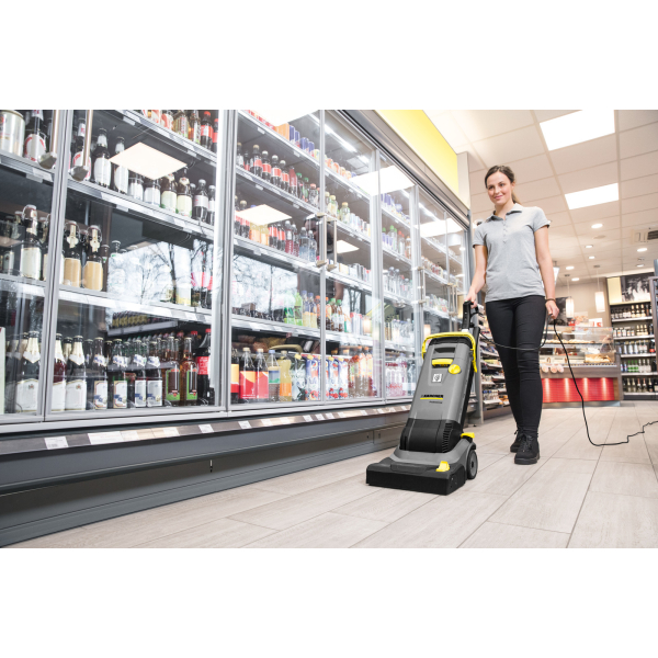 Підлогомийна машина Karcher BR 30/4 C