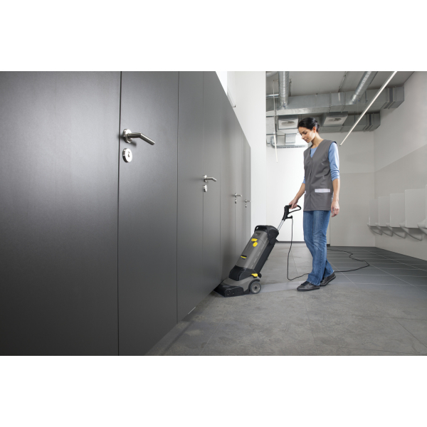 Підлогомийна машина Karcher BR 30/4 C