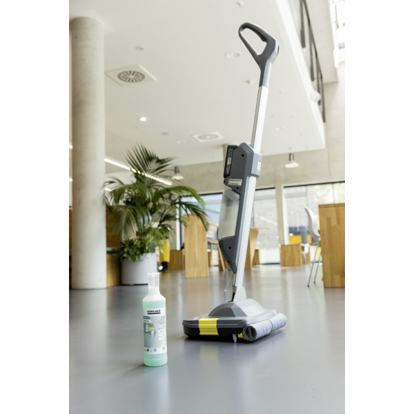 Підлогомийна машина Karcher BR 30/1 C Bp Pack 18 V 2.5 Аh