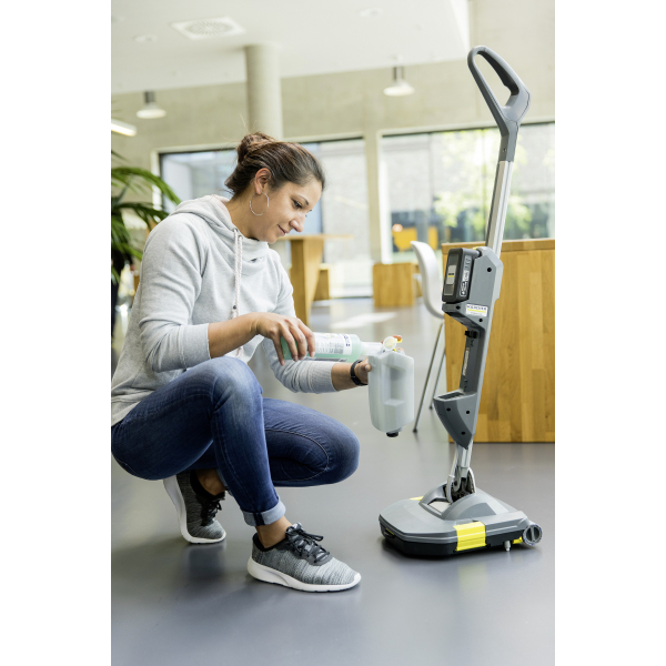 Підлогомийна машина Karcher BR 30/1 C Bp Pack 18 V 2.5 Аh