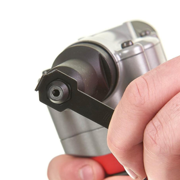 Аккумуляторный заклепочный пистолет Milwaukee M12 BPRT-201X, 1х2.0Аh, з/у C12 C, в динакейсе