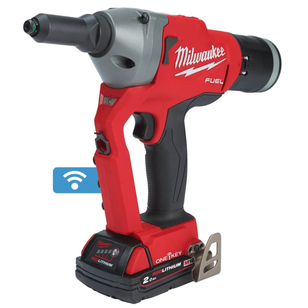 Набор аккумуляторных инструментов Milwaukee M18 FPP2G3-524X
