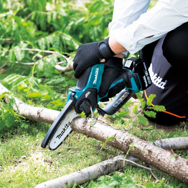 Акумуляторна ланцюгова пила Makita DUC150Z, каркас