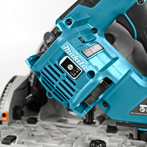 Аккумуляторная дисковая пила Makita DSP600ZJ, каркас, в кейсе