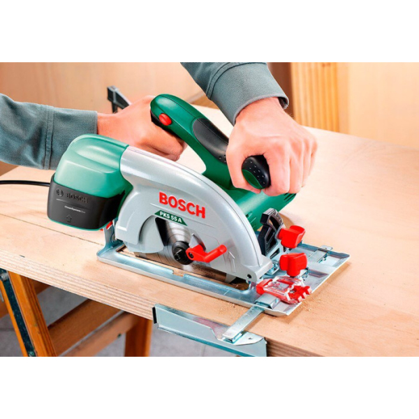 Дискова пила Bosch PKS 55 з диском 160 мм