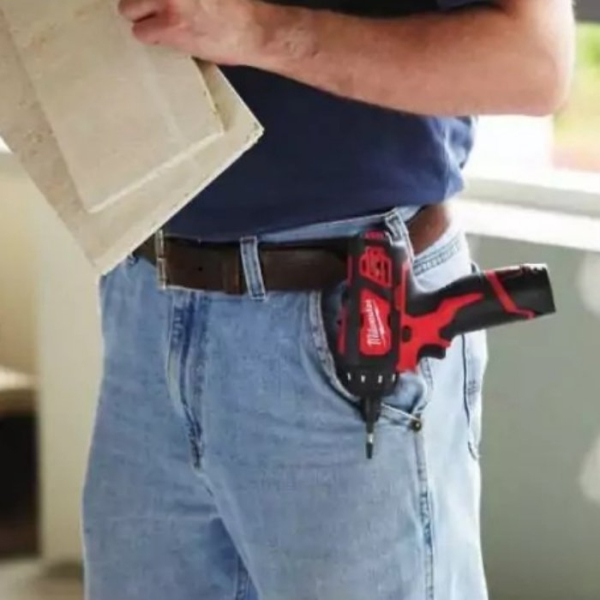 Акумуляторний шуруповерт Milwaukee M12 BD-0, каркас
