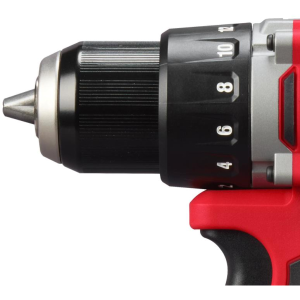 Аккумуляторный шуруповерт Milwaukee M18 BLDDRC-502C, 2xМ18 В5, з/у М12-18 С, в HD кейсе