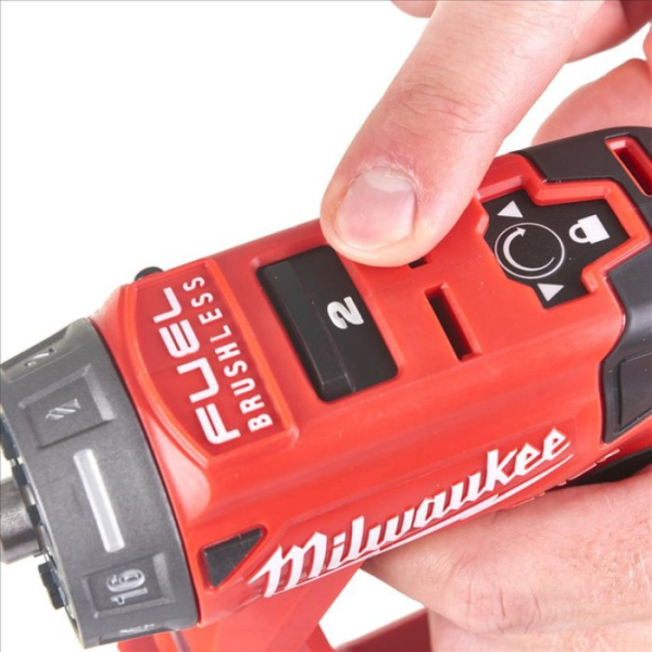 Аккумуляторный ударный шуруповерт Milwaukee M12 FDDXKIT-0X, каркас