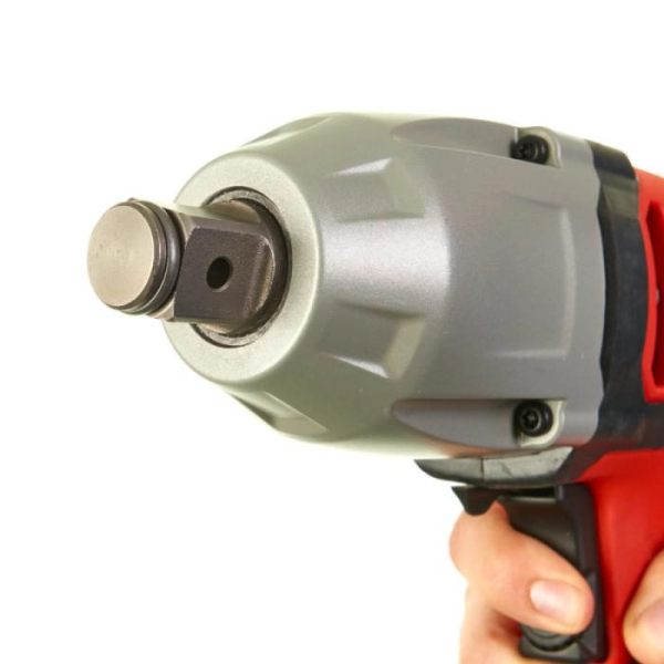 Гайковерт Milwaukee IPWE 520 R