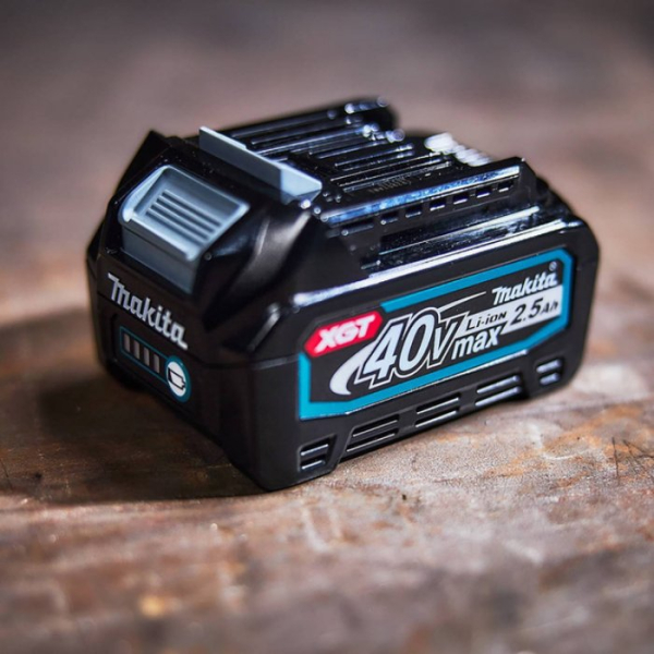 Акумулятор Makita BL4025 XGT 40V Max 2.5 Ah