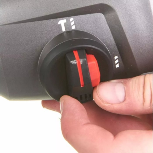 Перфоратор Milwaukee PFH 26 T
