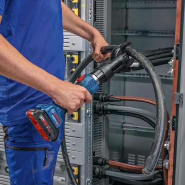 Аккумуляторный гидравлический кабельный резак Bosch GKH 18V-50, каркас, в XL-BOXX