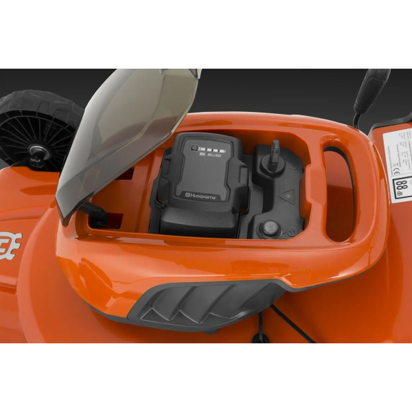 Акумуляторна газонокосарка Husqvarna LC 142i, 1x4.0Ah, з/п 40-C80